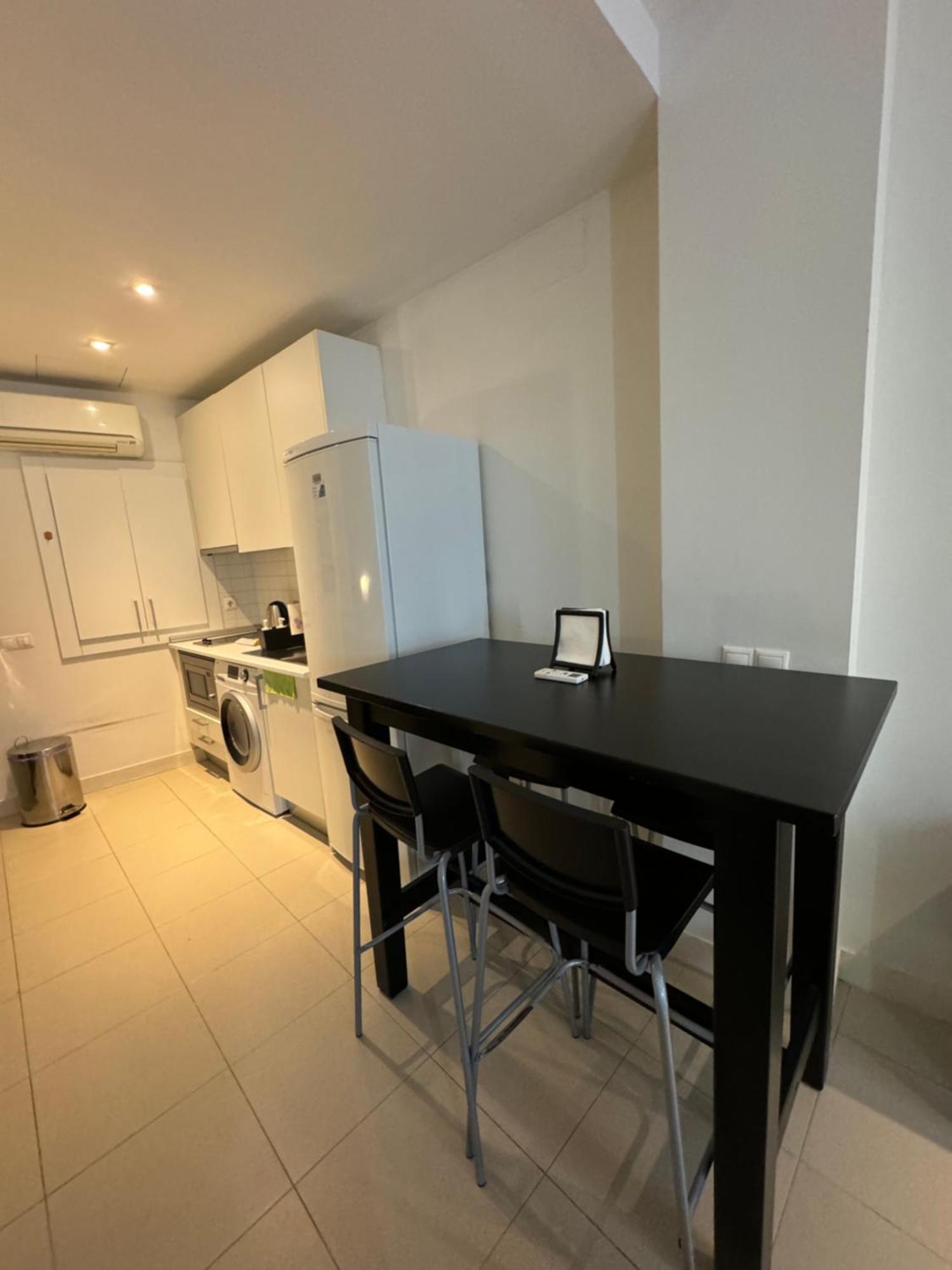 Estudio Centrico Madrid Exteriör bild